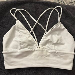 White Lululemon sports bra - size 4